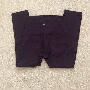 EUC💜 Burgandy/Deep Purple Lulu Wunder Under Crop